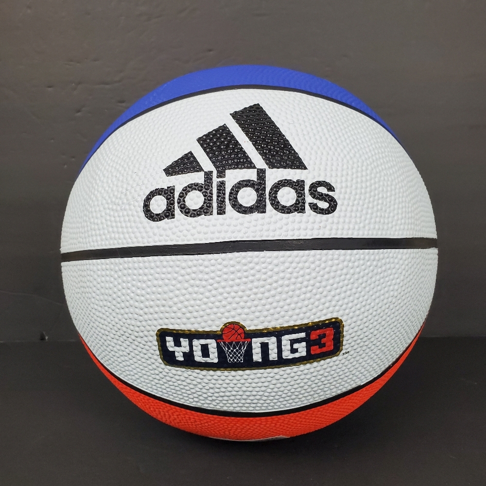 Adidas Young3 BIG3 Basketball Sz.7 (Rare)